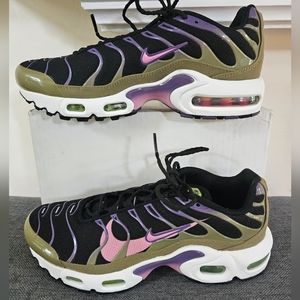 Nike Air Max Plus - Youth 6.5 (women's 8)